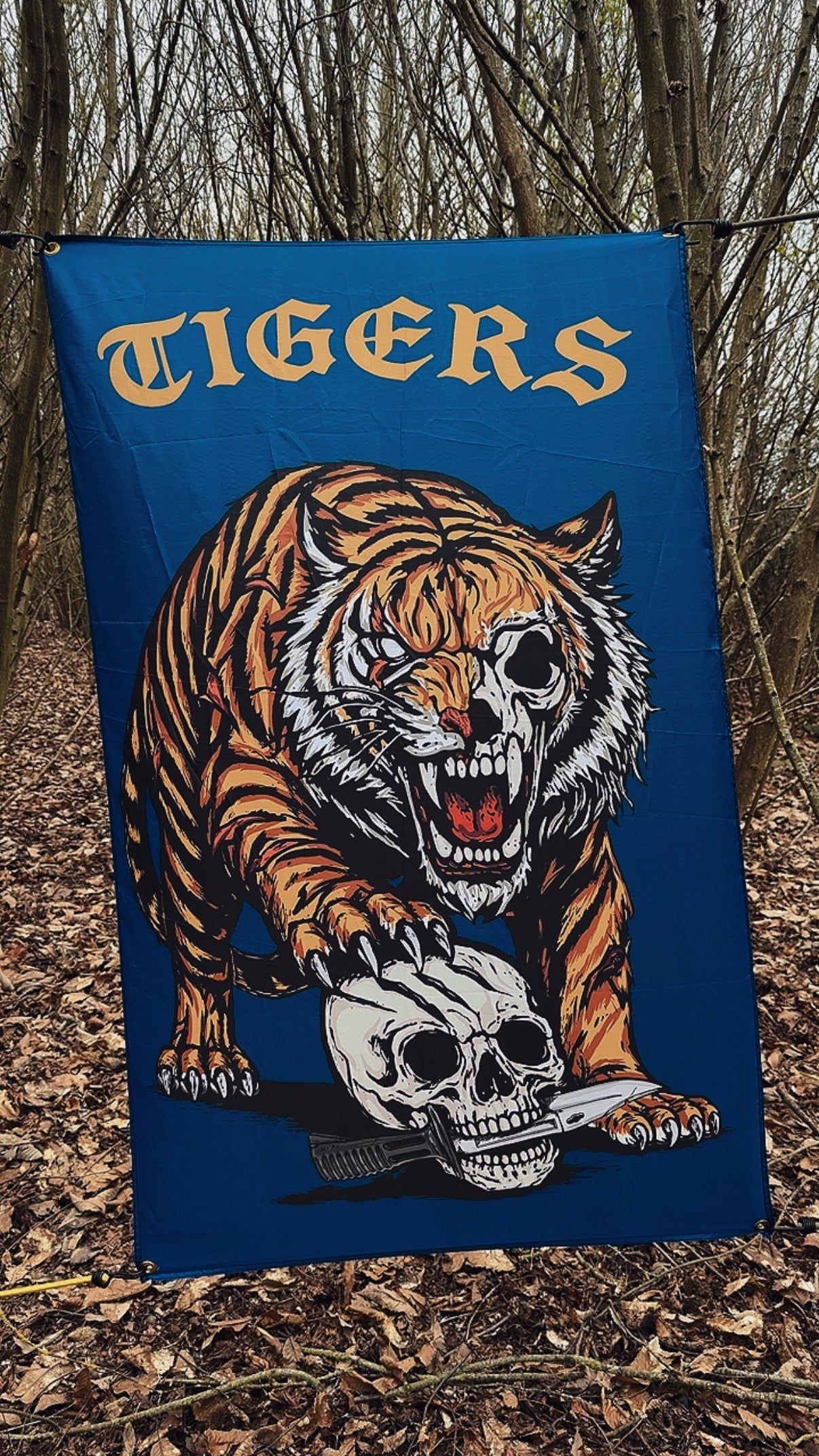 PWRR TIGERS FLAG