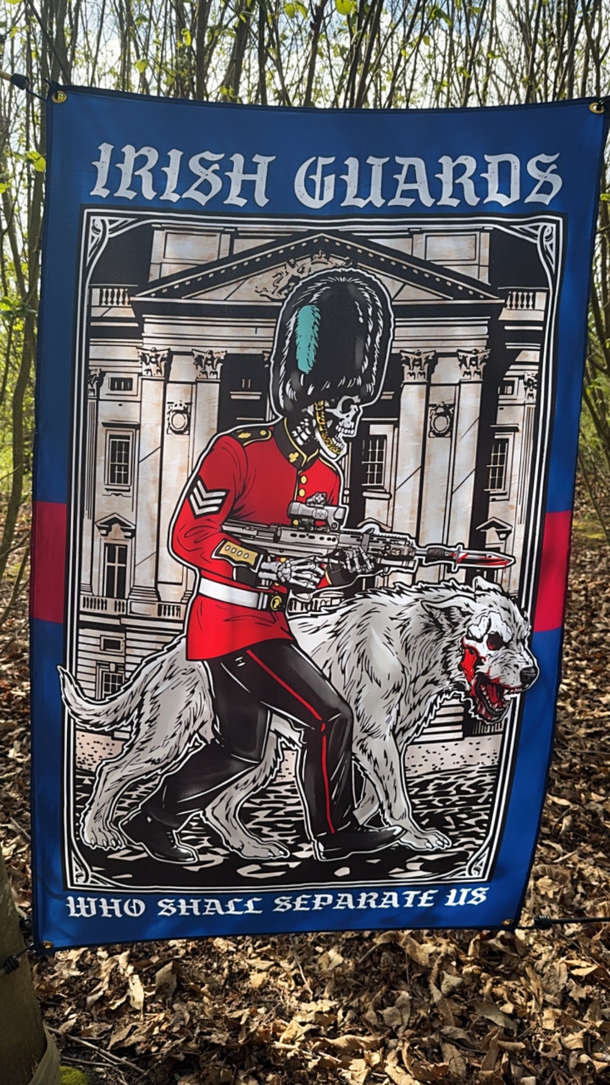 IRISH GUARDS FLAG
